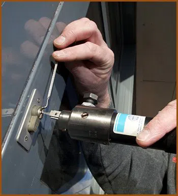 Interstate Locksmith Shop San Antonio, TX 210-780-7303 - 11-commercial-locksmith-service