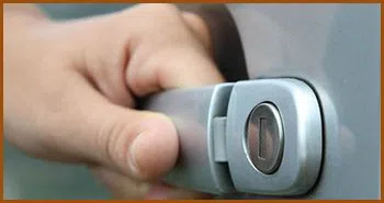 Interstate Locksmith Shop San Antonio, TX 210-780-7303 - 20-keys-locked-in-car