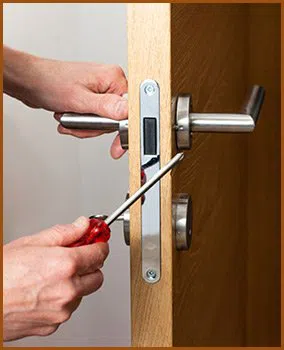 Interstate Locksmith Shop San Antonio, TX 210-780-7303 - 7-lock-installation